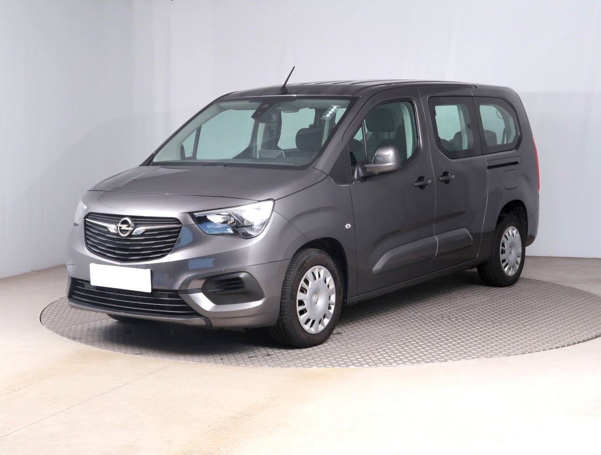 Opel Combo, 2020 - pohled č. 3