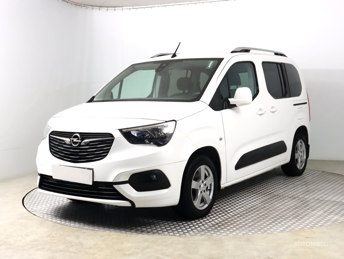 Opel Combo, 2020 - pohled č. 3
