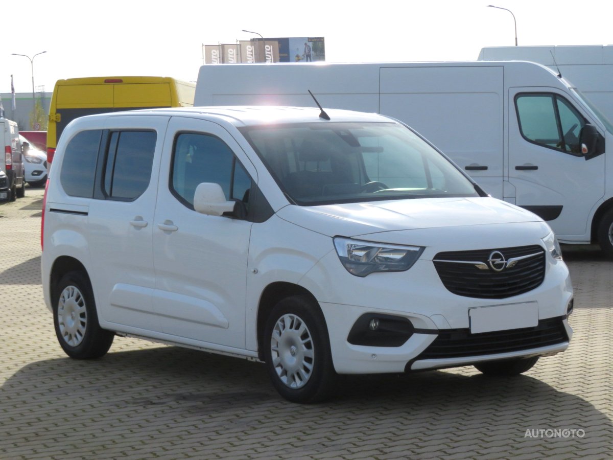 Opel Combo, 2020 - celkový pohled