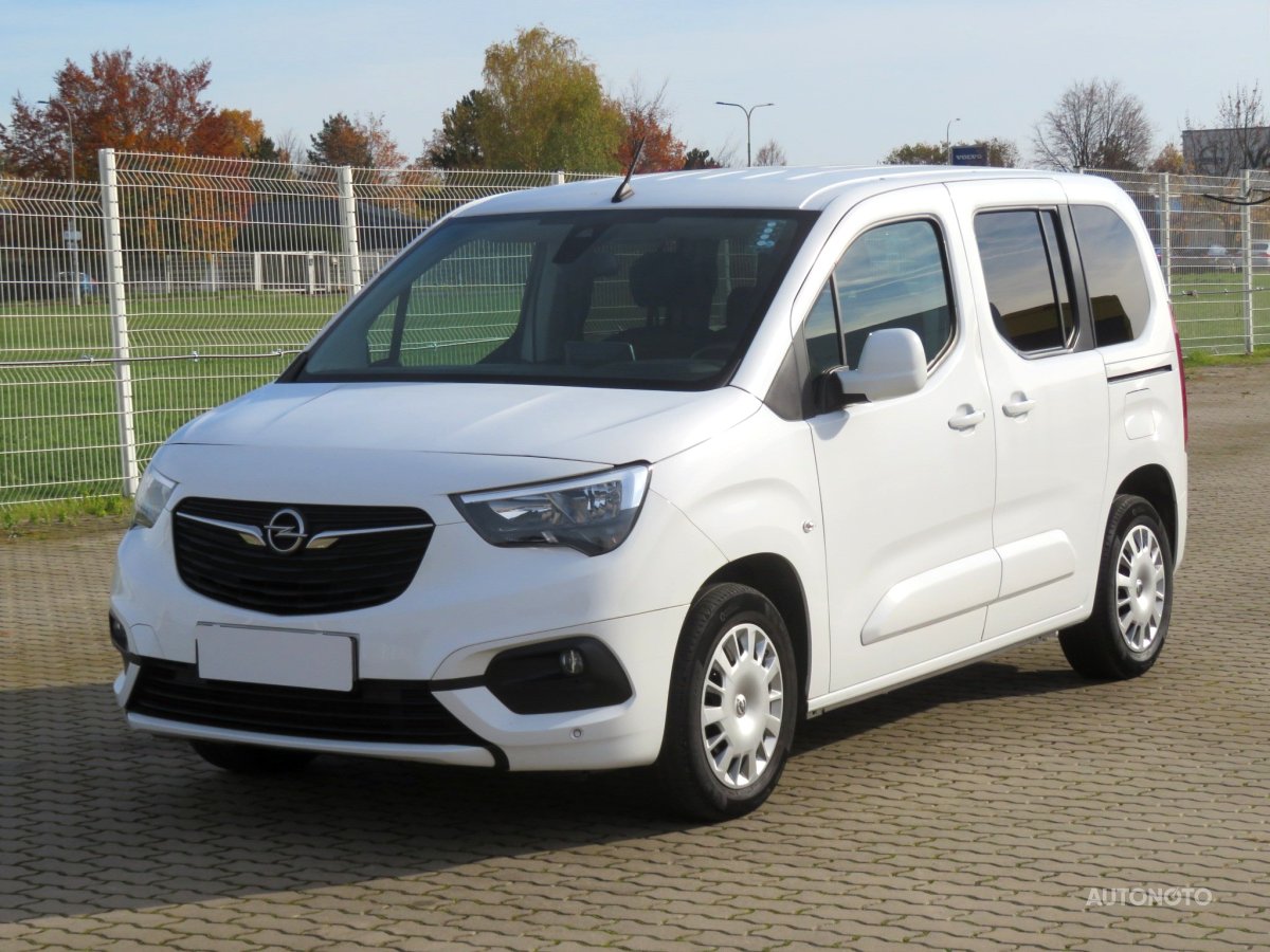 Opel Combo, 2020 - pohled č. 3