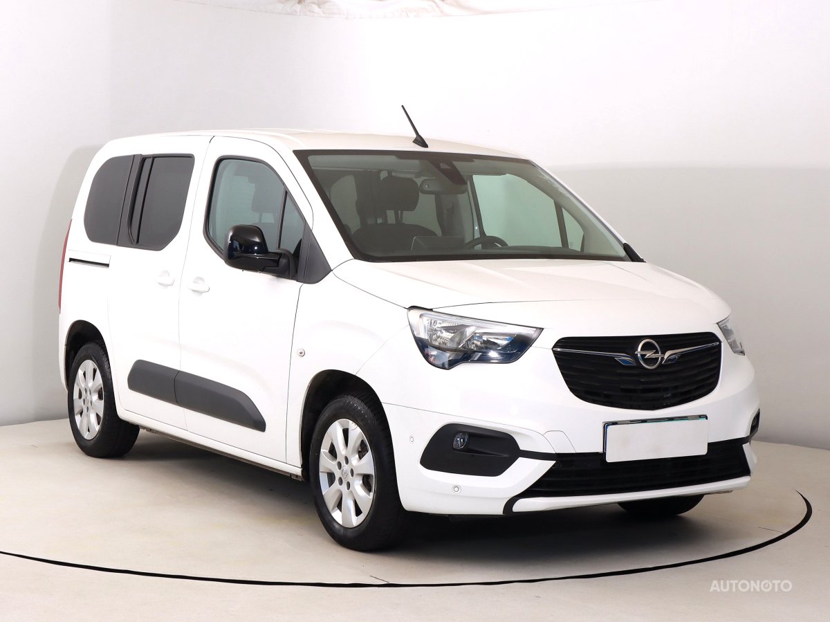 Opel Combo, 2022 - celkový pohled