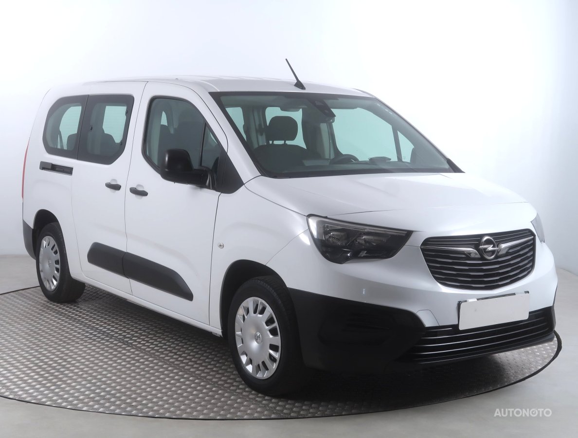 Opel Combo, 2023 - celkový pohled