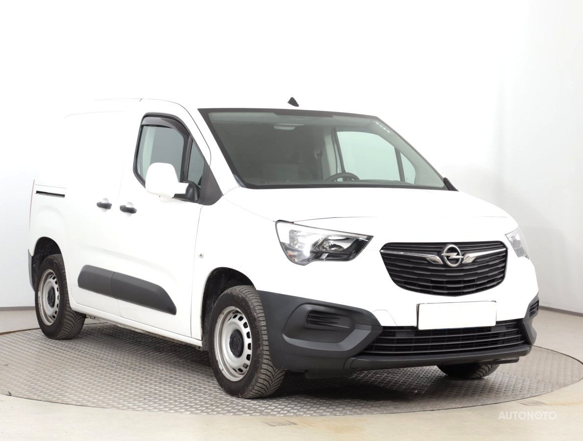 Opel Combo, 2020 - celkový pohled