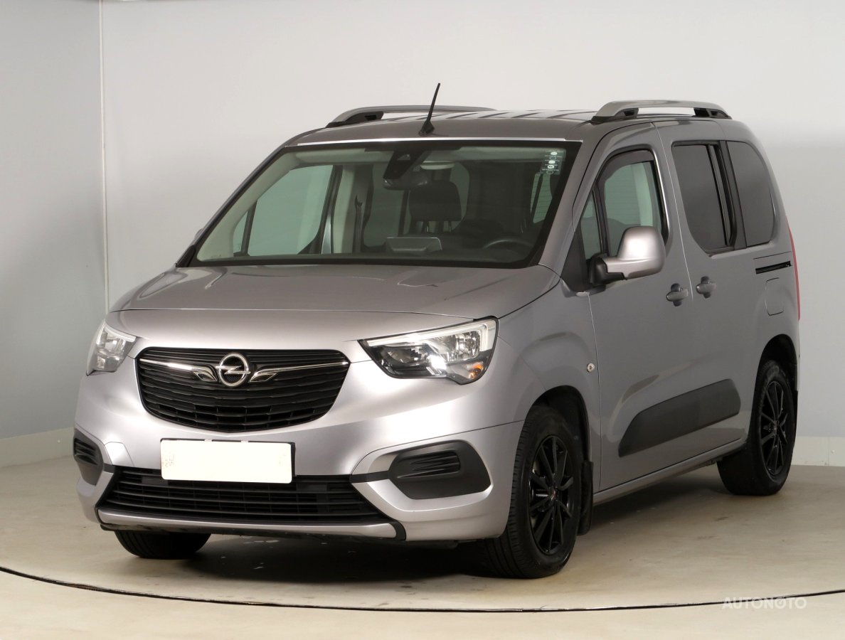 Opel Combo, 2021 - pohled č. 3