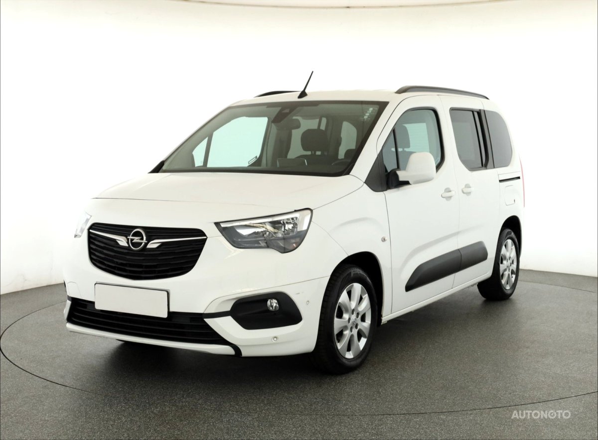 Opel Combo, 2019 - pohled č. 3