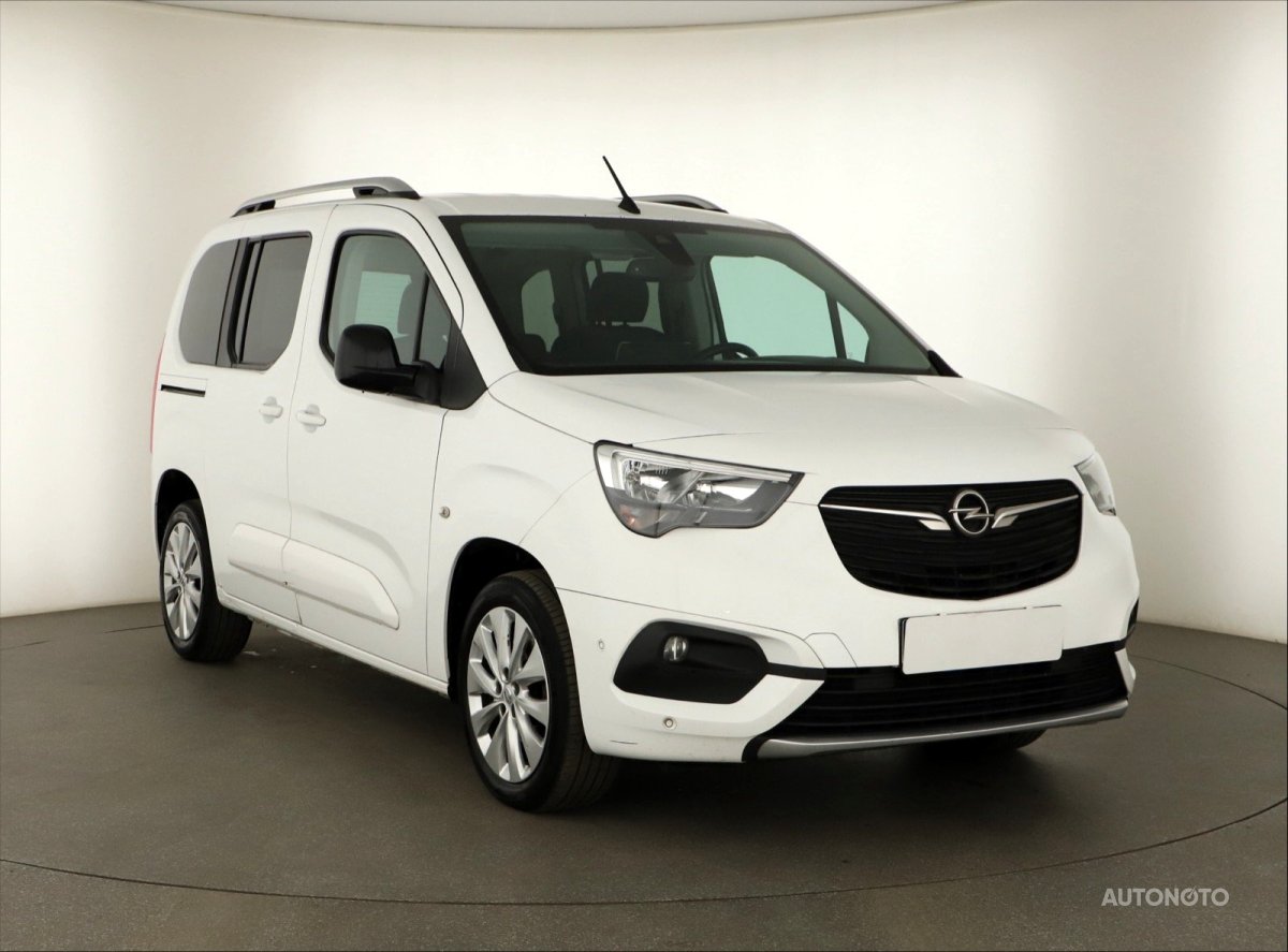 Opel Combo, 2021 - celkový pohled