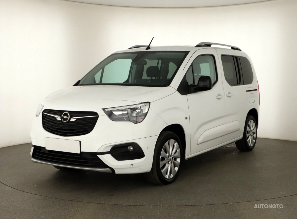 Opel Combo, 2021 - pohled č. 3