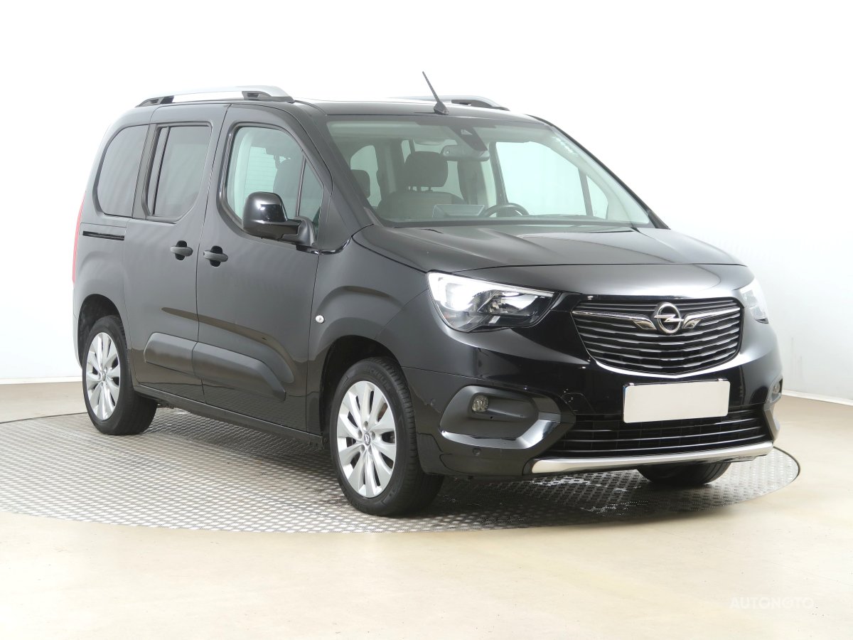 Opel Combo, 2018 - celkový pohled