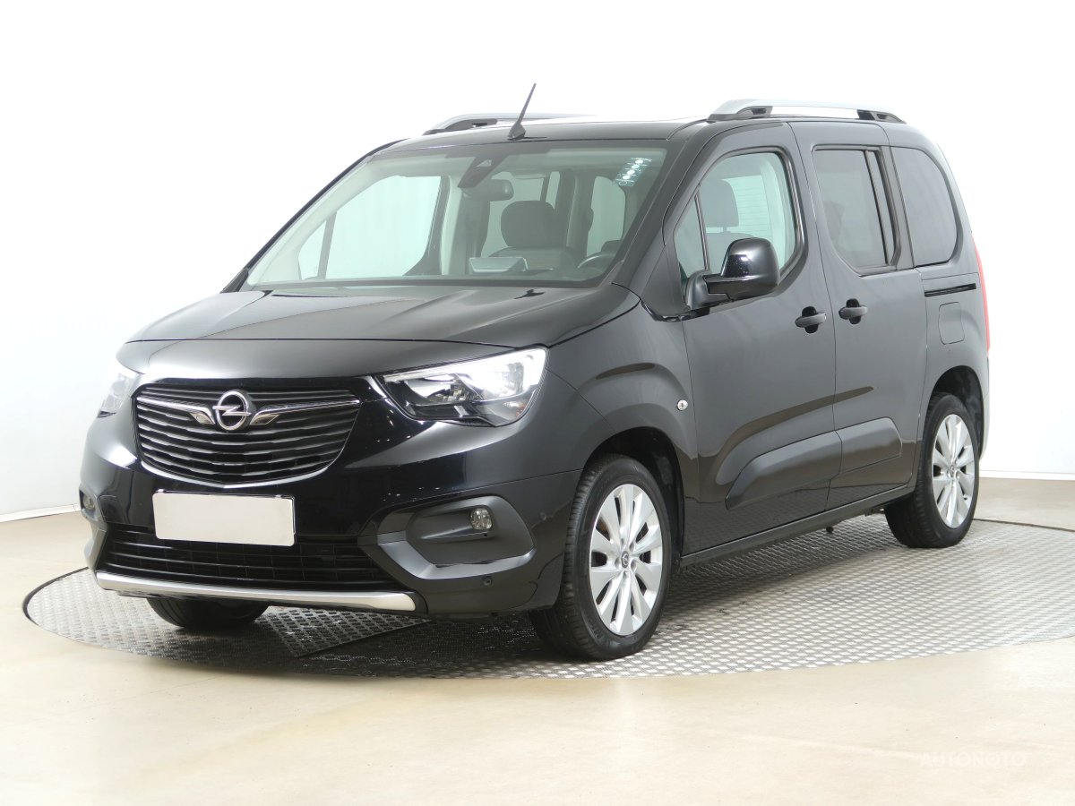 Opel Combo, 2018 - pohled č. 3