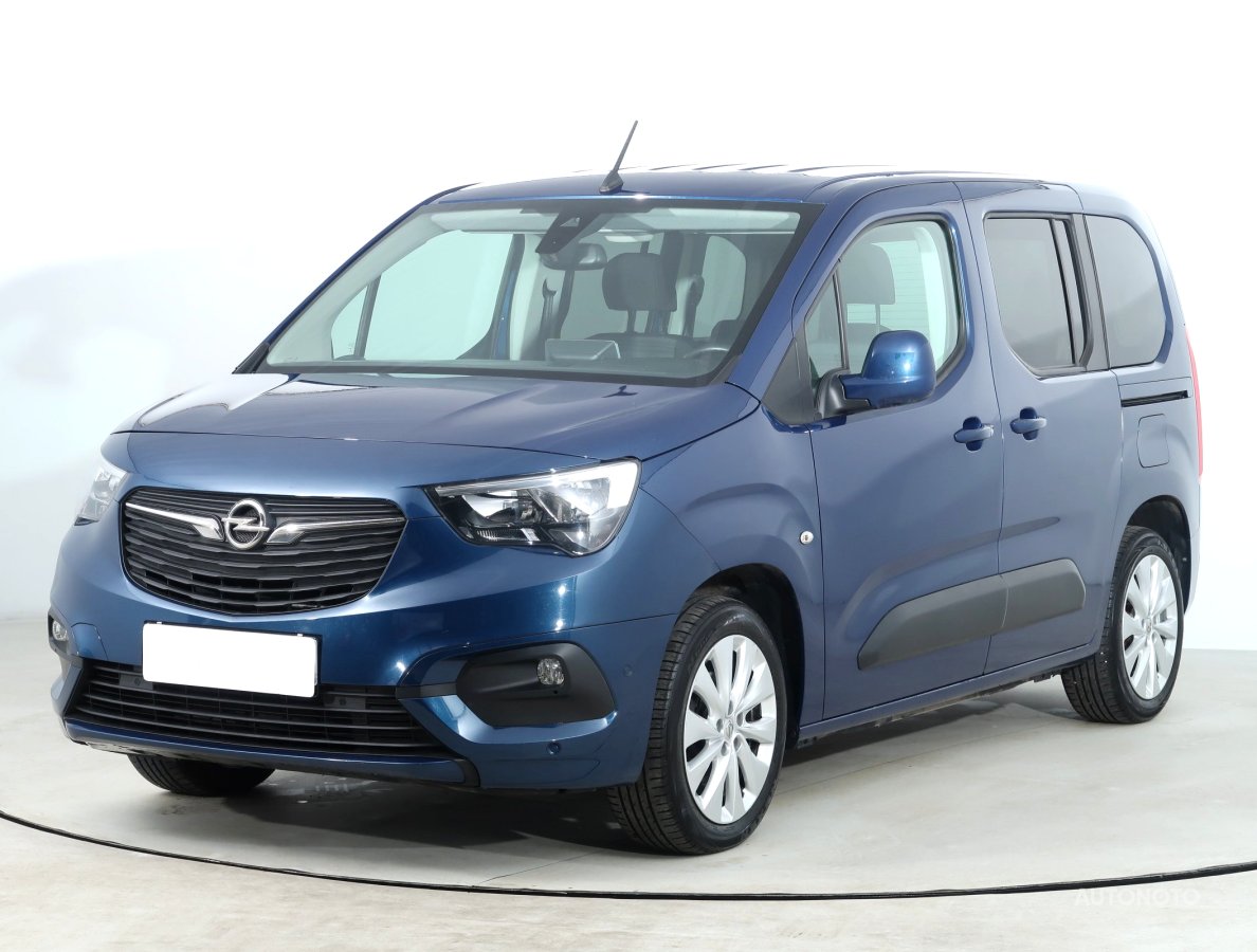 Opel Combo, 2019 - pohled č. 3