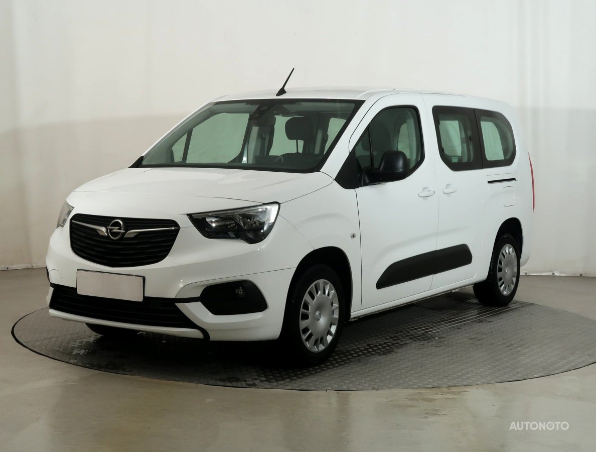 Opel Combo, 2023 - pohled č. 3