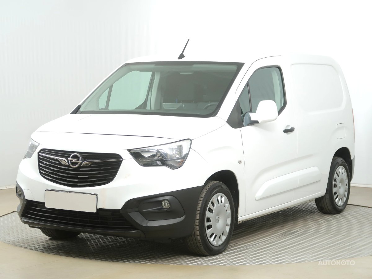 Opel Combo, 2019 - pohled č. 3