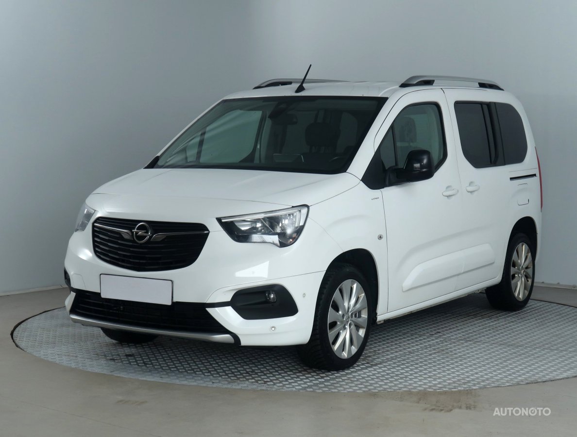 Opel Combo, 2021 - pohled č. 3