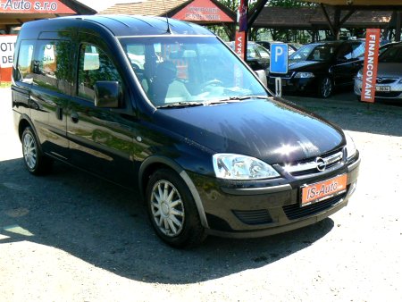 Opel Combo, 2012 - pohled č. 3