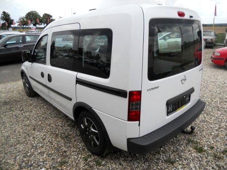 Opel Combo, 2010 - pohled č. 8
