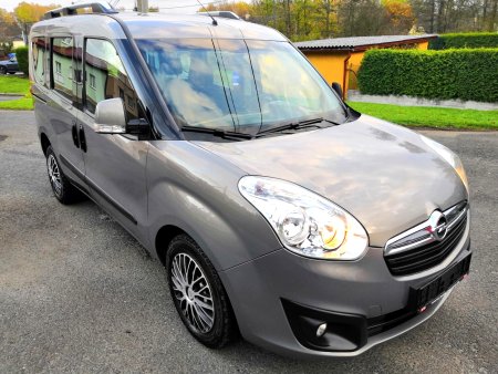 Opel Combo, 2012 - pohled č. 2
