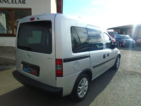 Opel Combo, 2012 - pohled č. 5