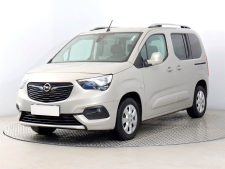 Opel Combo, 2020 - pohled č. 3
