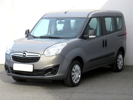 Opel Combo, 2014 - pohled č. 3