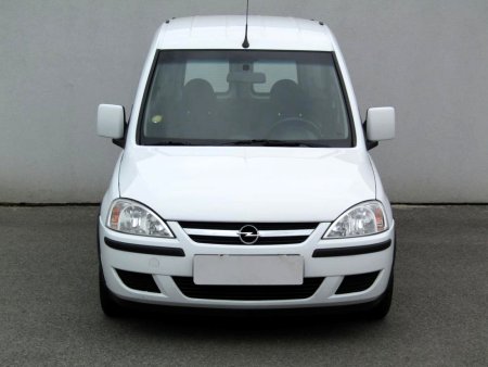 Opel Combo, 2004 - pohled č. 2