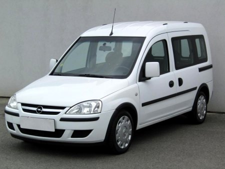 Opel Combo, 2004 - pohled č. 3