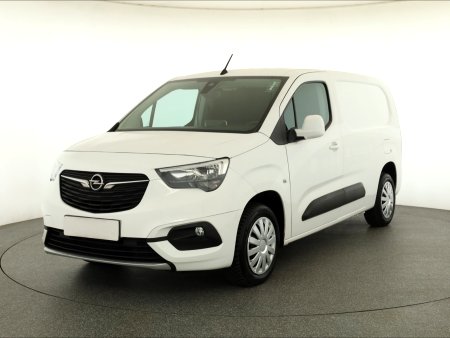 Opel Combo, 2019 - pohled č. 3
