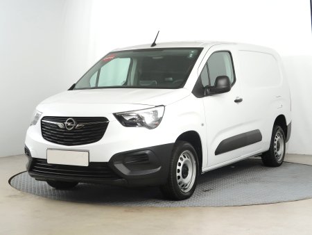 Opel Combo, 2023 - pohled č. 3