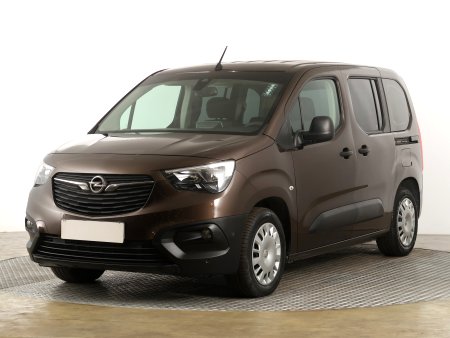 Opel Combo, 2019 - pohled č. 3