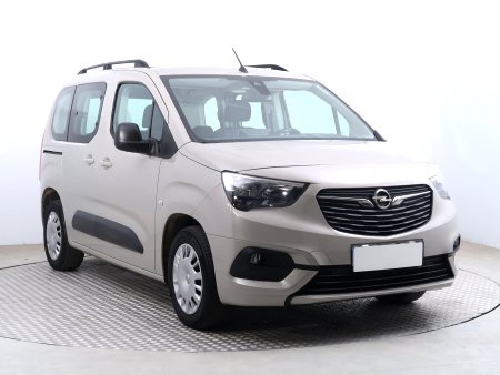 Opel Combo, 2022