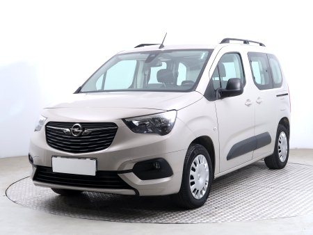 Opel Combo, 2022 - pohled č. 3