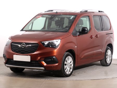 Opel Combo, 2022 - pohled č. 3