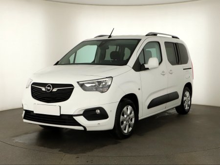 Opel Combo, 2019 - pohled č. 3