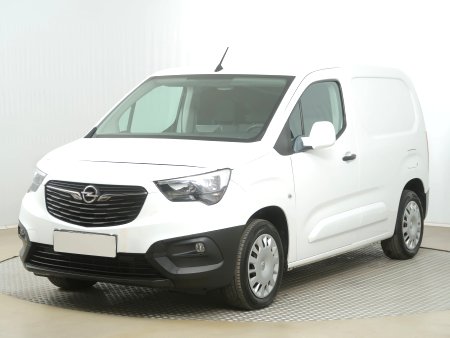 Opel Combo, 2019 - pohled č. 3