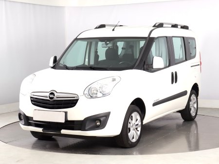 Opel Combo, 2017 - pohled č. 3