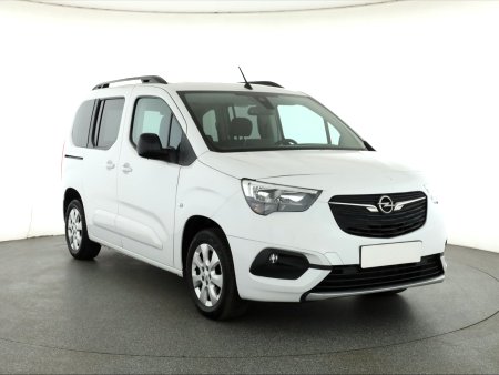 Opel Combo, 2022