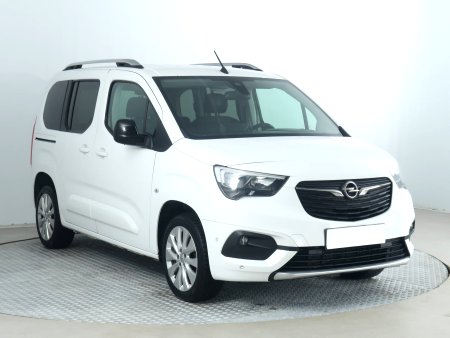 Opel Combo, 2021