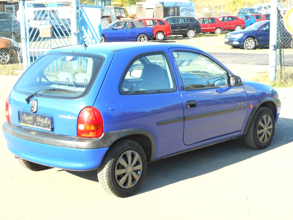 Opel Corsa, 1998 - pohled č. 6