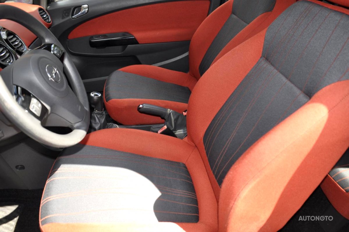 Opel Corsa, 2008 - pohled č. 4