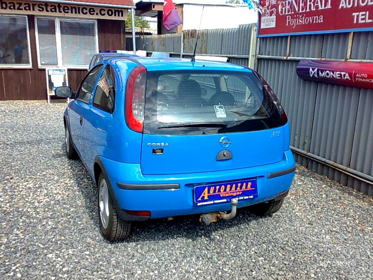 Opel Corsa, 2003 - pohled č. 4