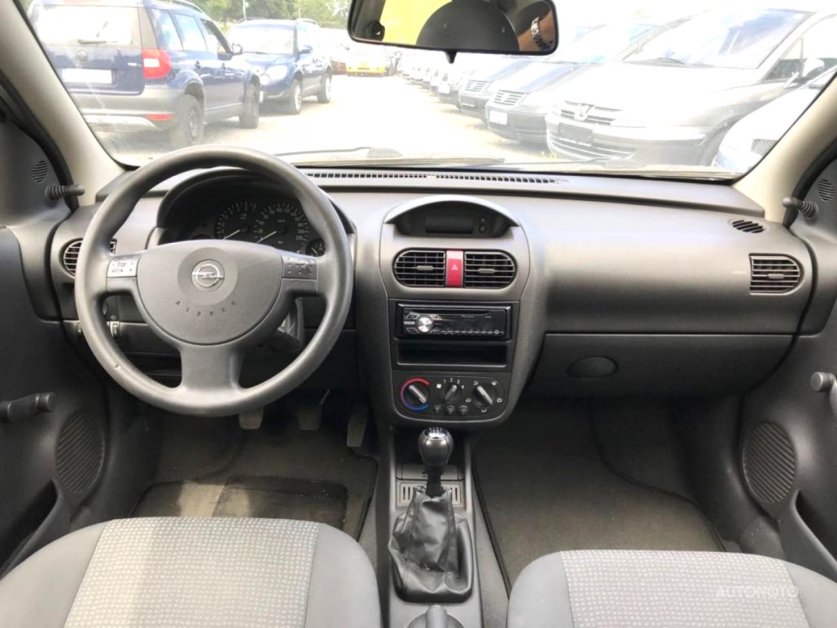 Opel Corsa, 2004 - pohled č. 9