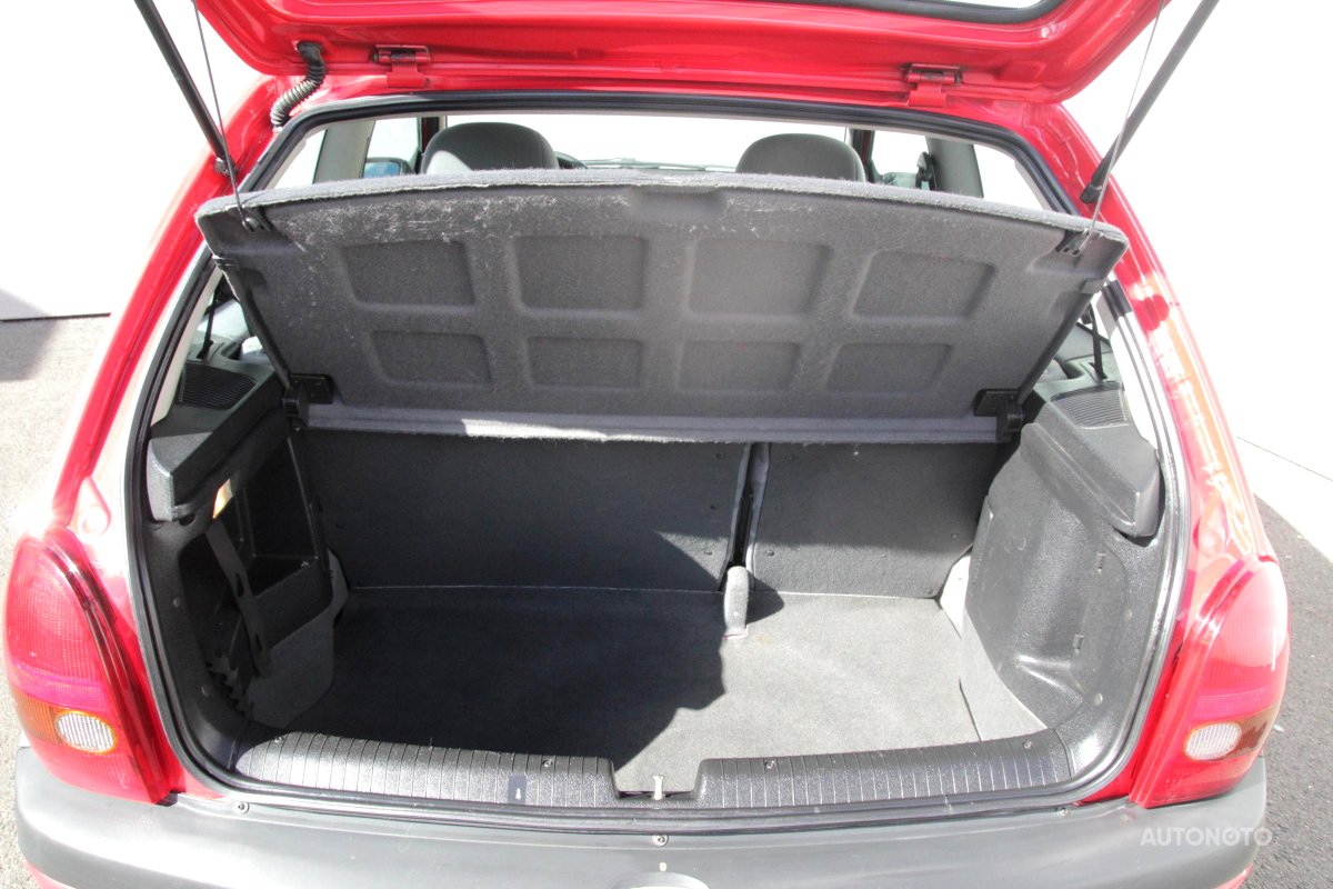 Opel Corsa, 1998 - pohled č. 10