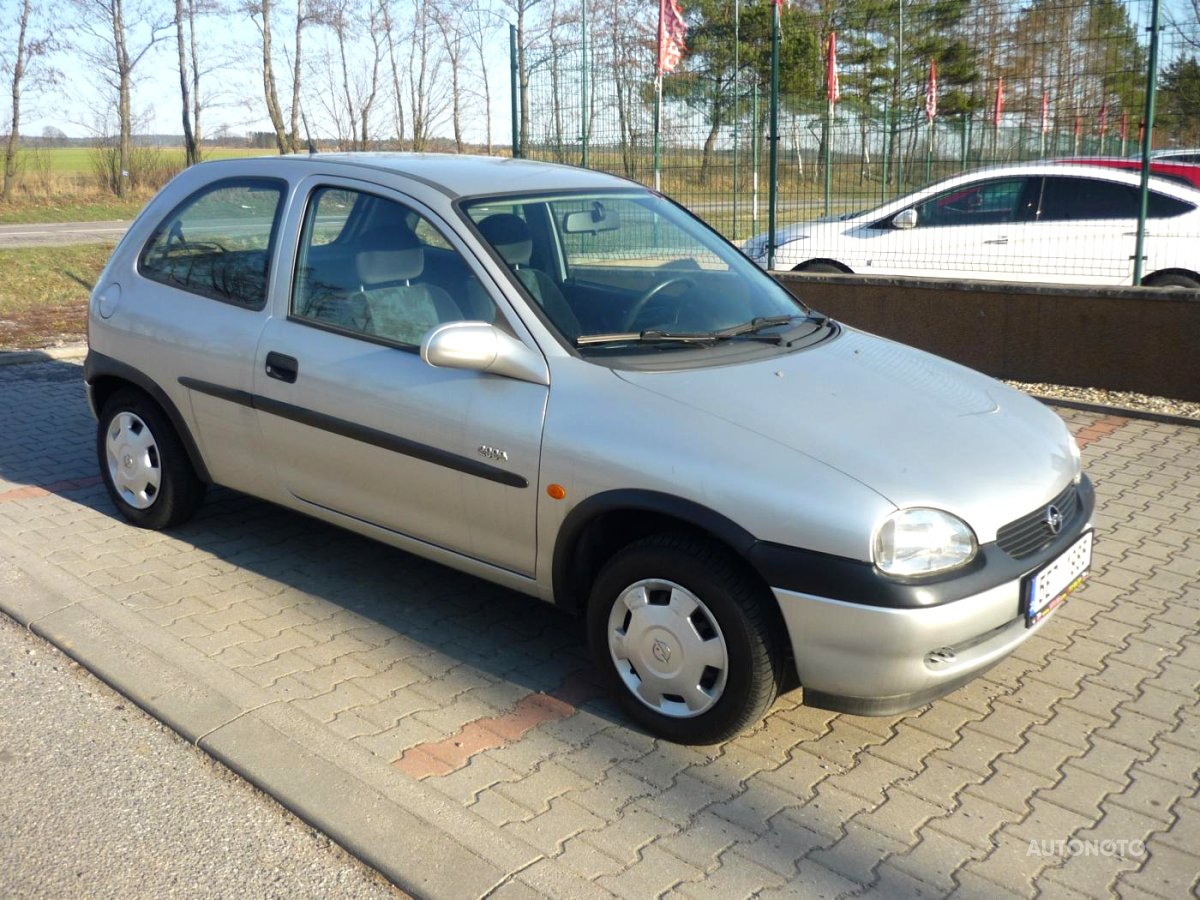Opel Corsa, 2000 - celkový pohled