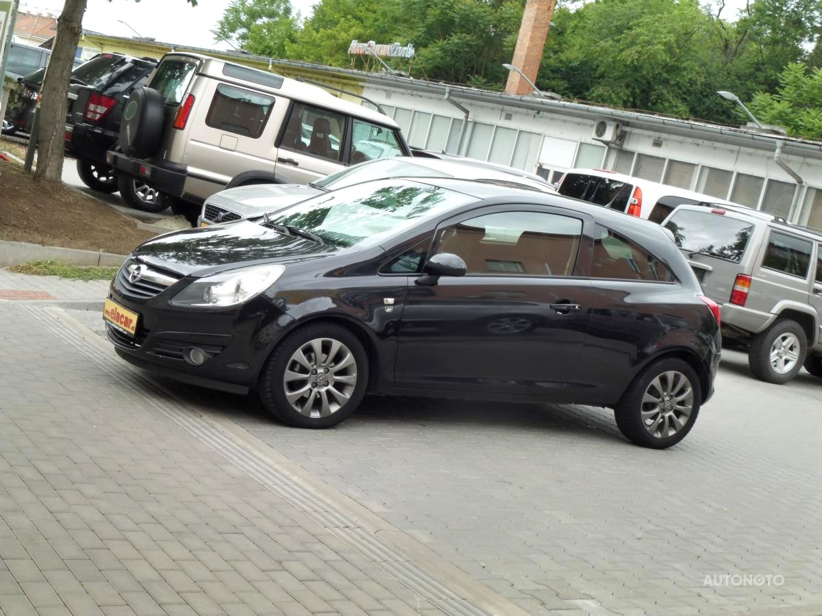 Opel Corsa, 2010 - celkový pohled