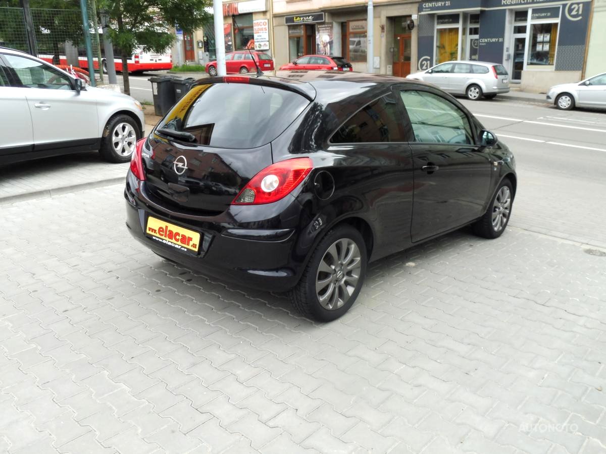 Opel Corsa, 2010 - pohled č. 3