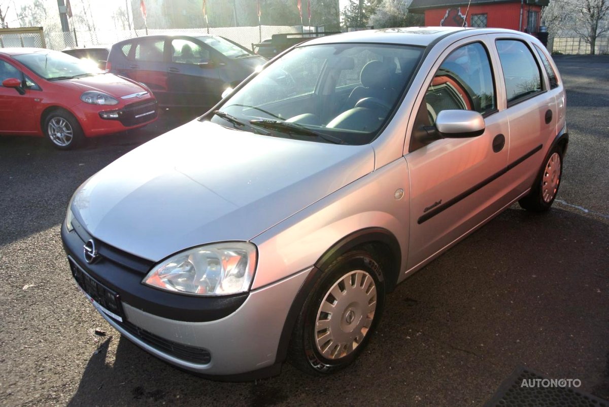 Opel Corsa, 2003 - celkový pohled