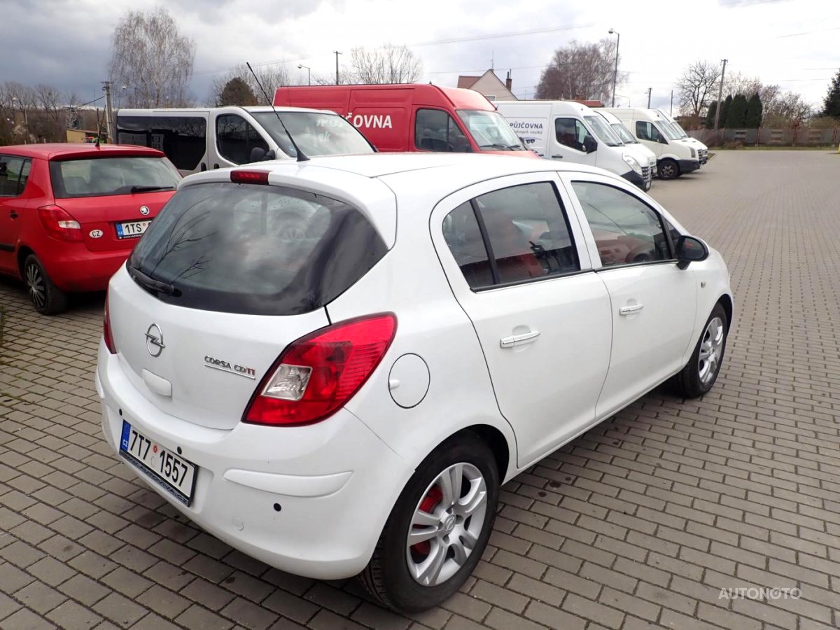 Opel Corsa, 2008 - pohled č. 3