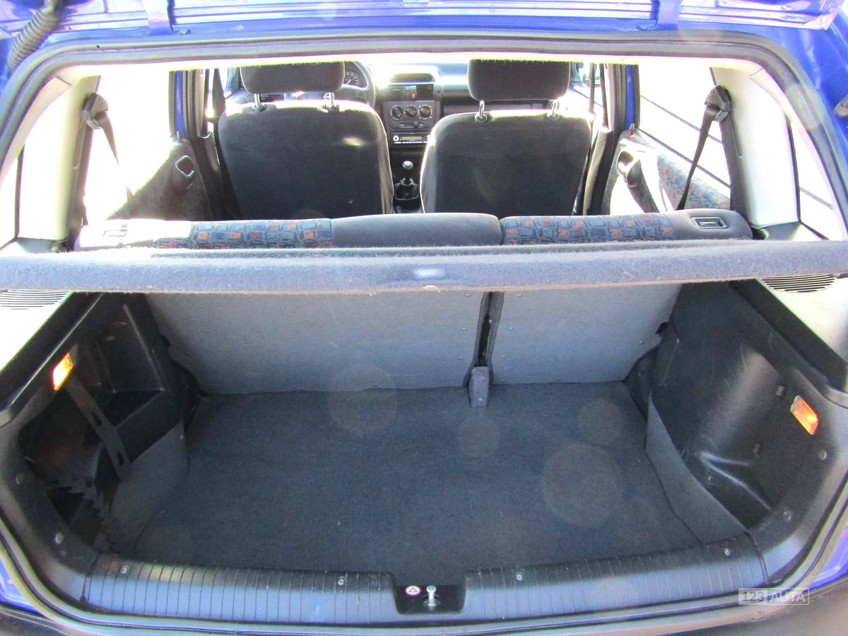 Opel Corsa, 2000 - pohled č. 10