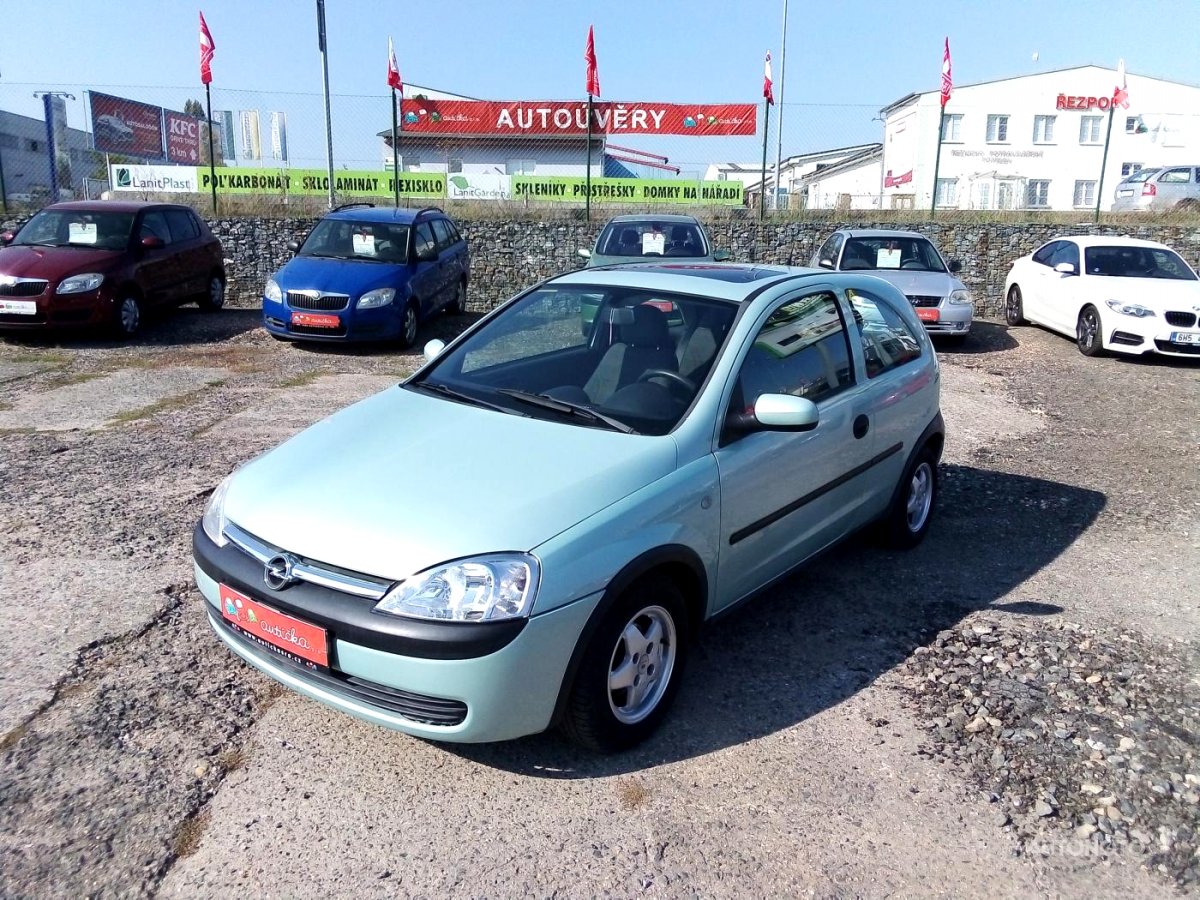 Opel Corsa, 2001 - celkový pohled