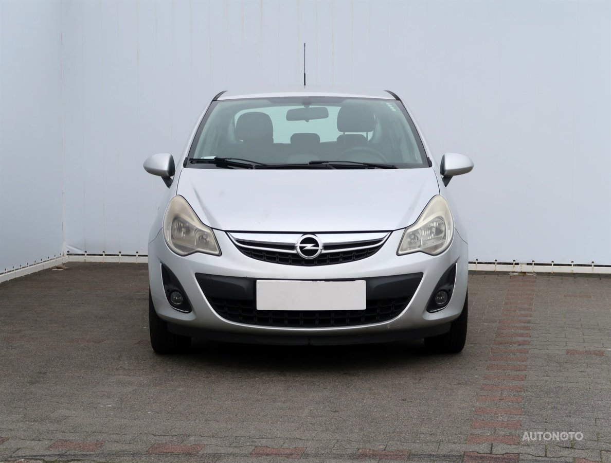 Opel Corsa, 2011 - pohled č. 2