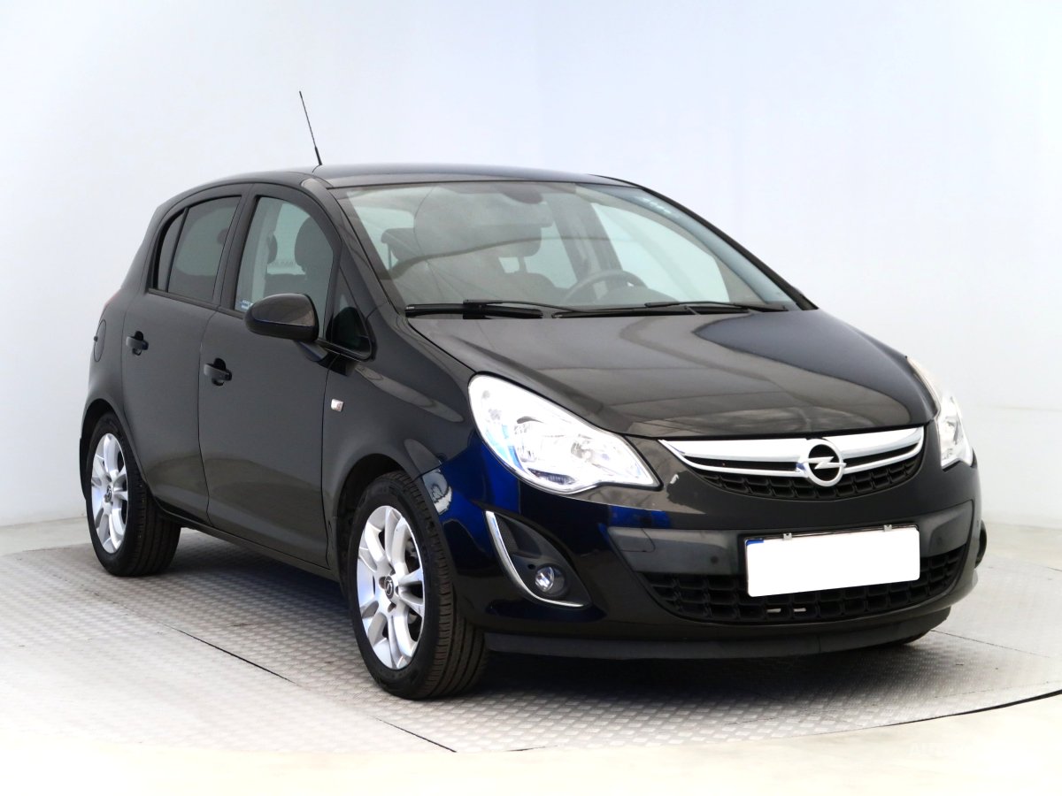 Opel Corsa, 2011 - celkový pohled